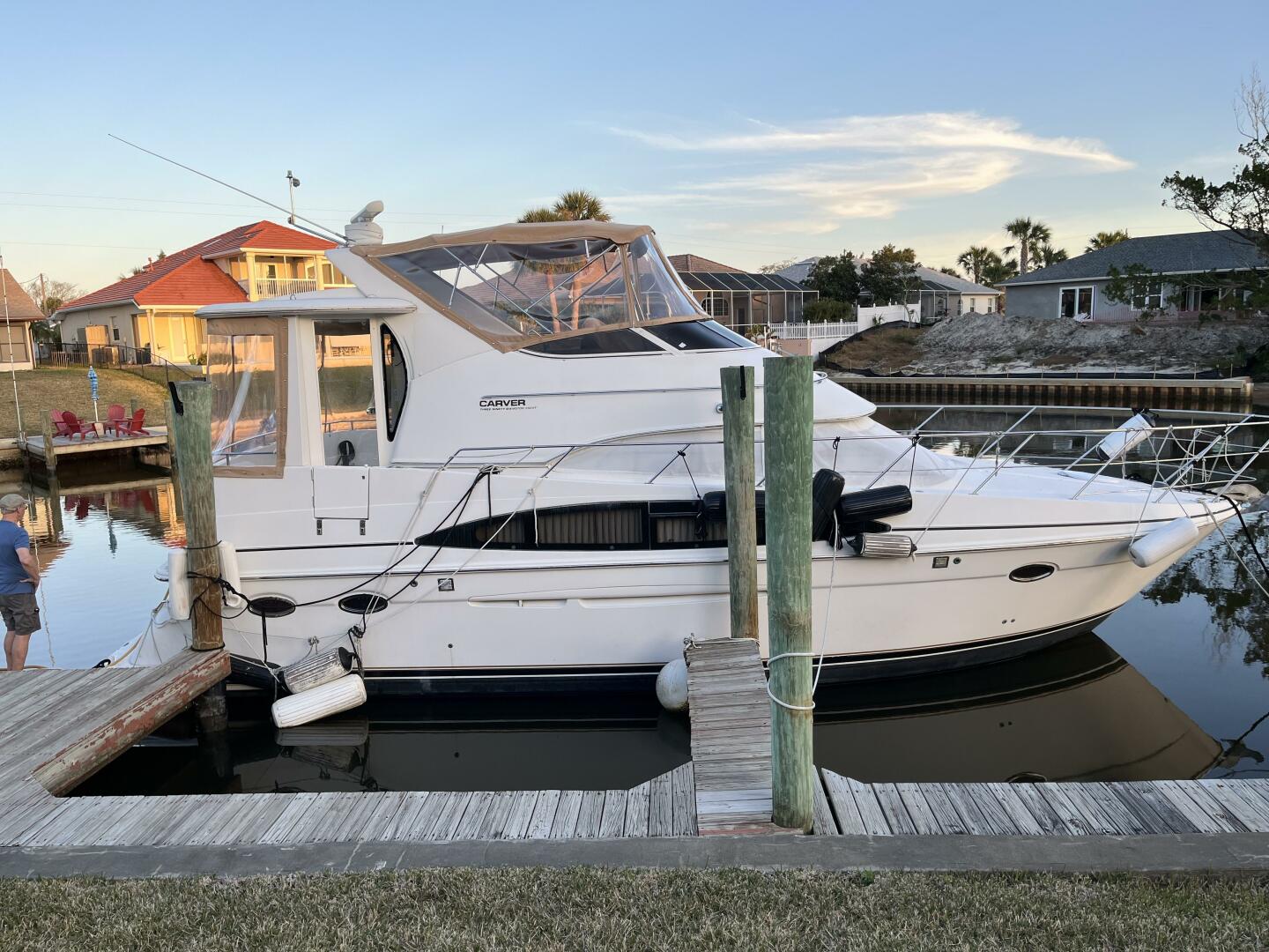 2005 Carver 396 - Image 70