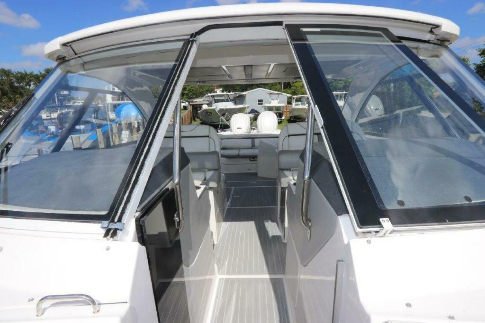 2022 Regal LX36 - Image 17