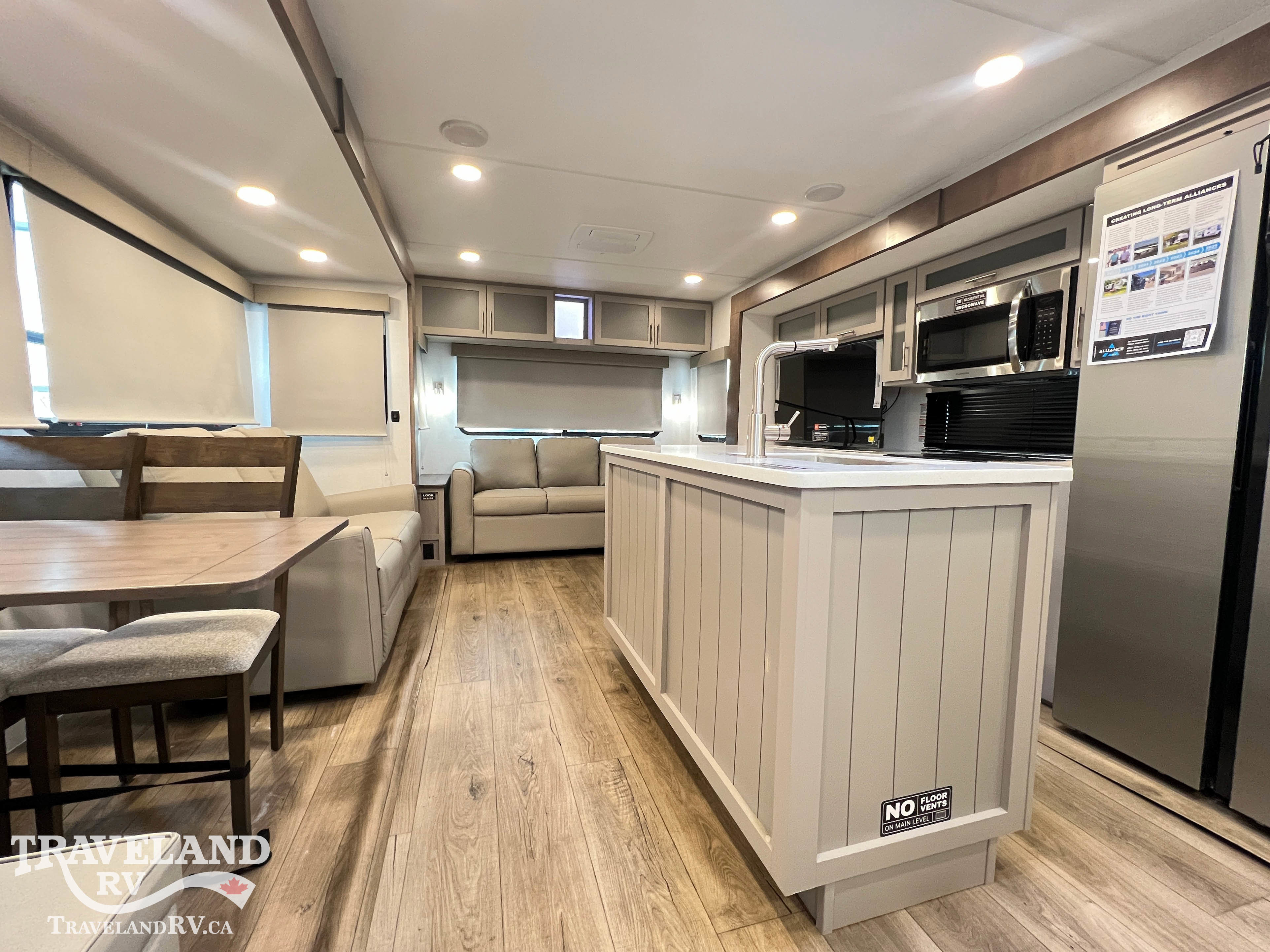 2026 Alliance RV AVENUE 332RL - Image 3