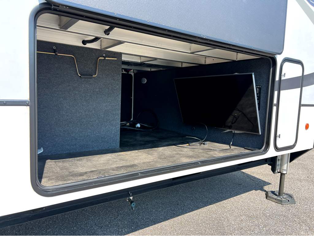 2024 Alliance RV PARADIGM 375RD - Image 5