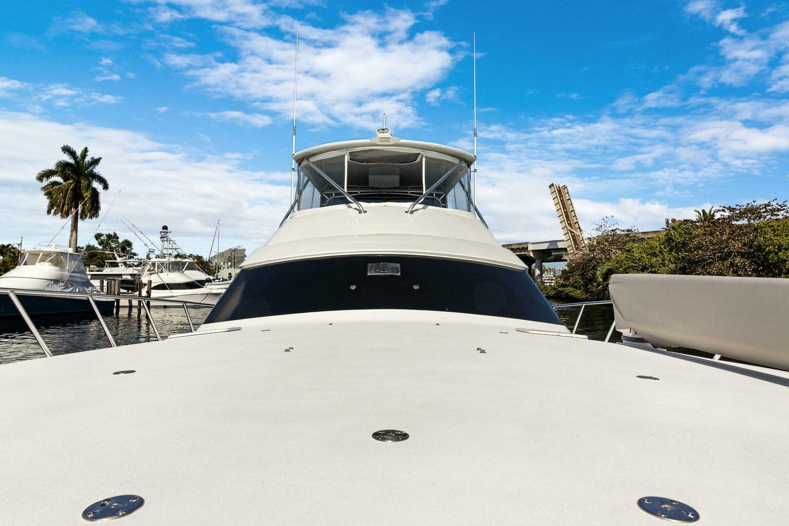 2016 Hatteras GT63 - Image 68