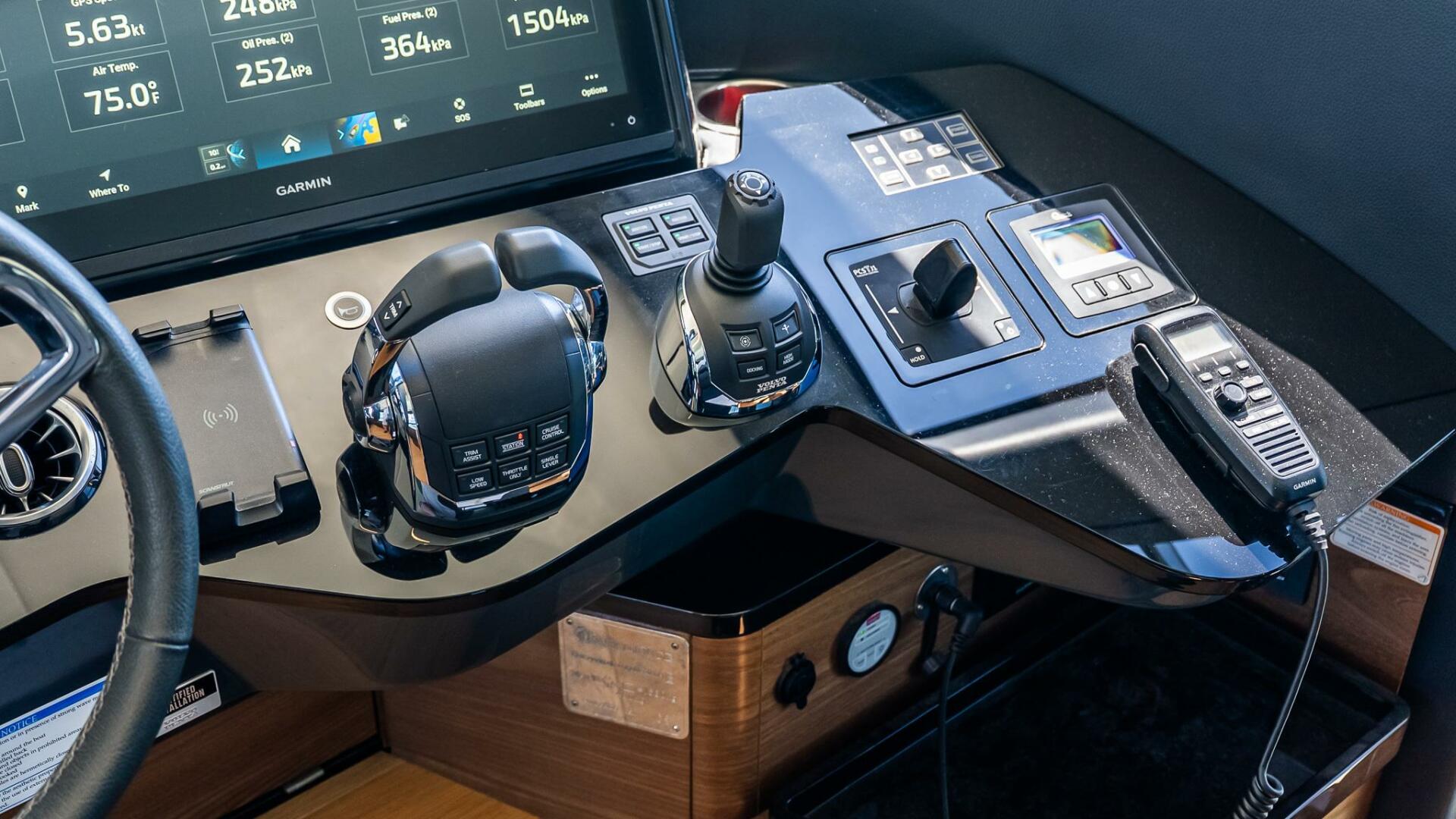 2022 Absolute Navetta 64 - Image 81