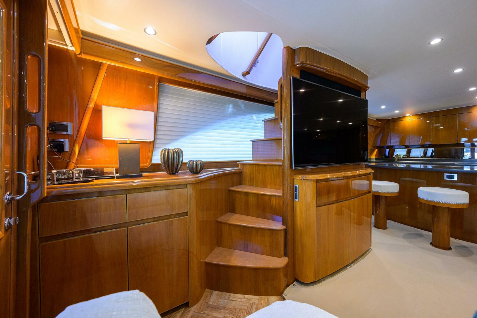 2014 Viking 76 Enclosed Bridge - Image 11