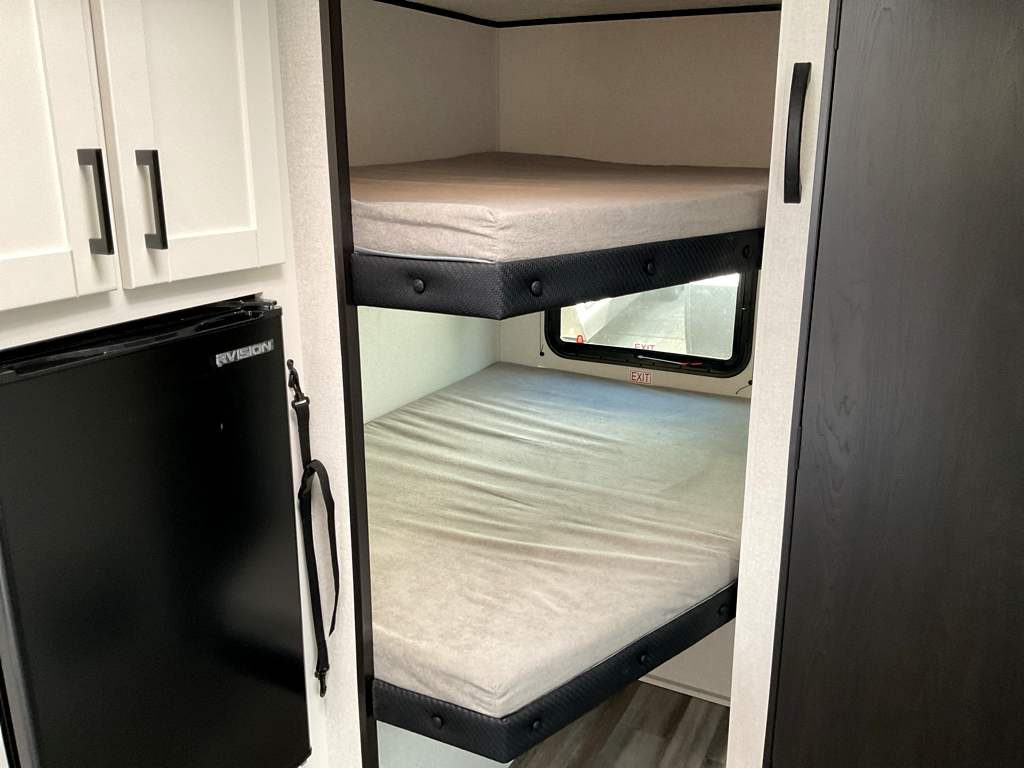 2026 JAYCO Jay Flight SLX 178 DBS - Image 8