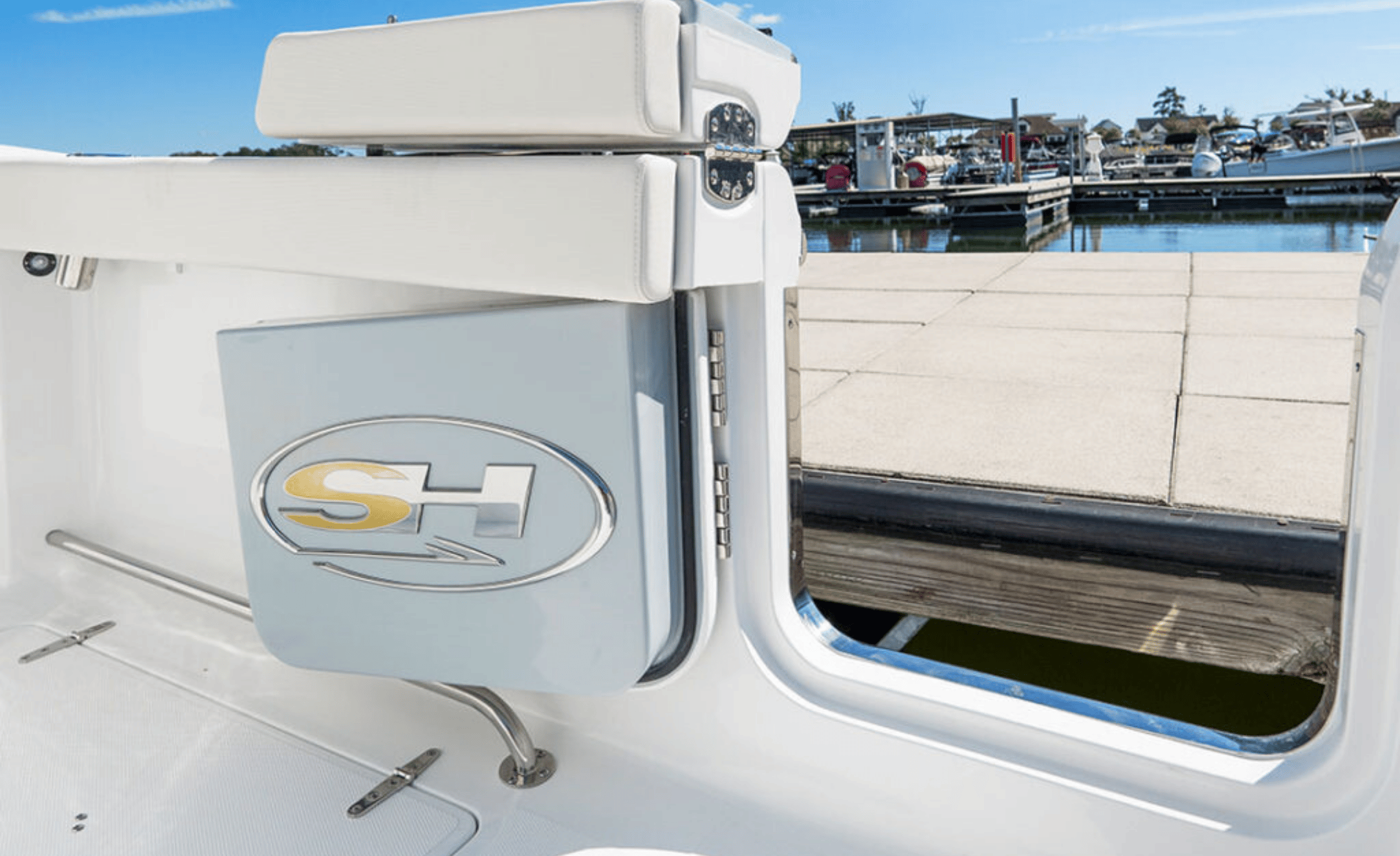 2027 Sea Hunt Gamefish 28CB - Image 15