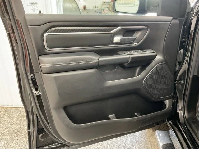2025 Ram 1500 Big Horn 4x4 Crew Cab 5'7" Box - Image 11