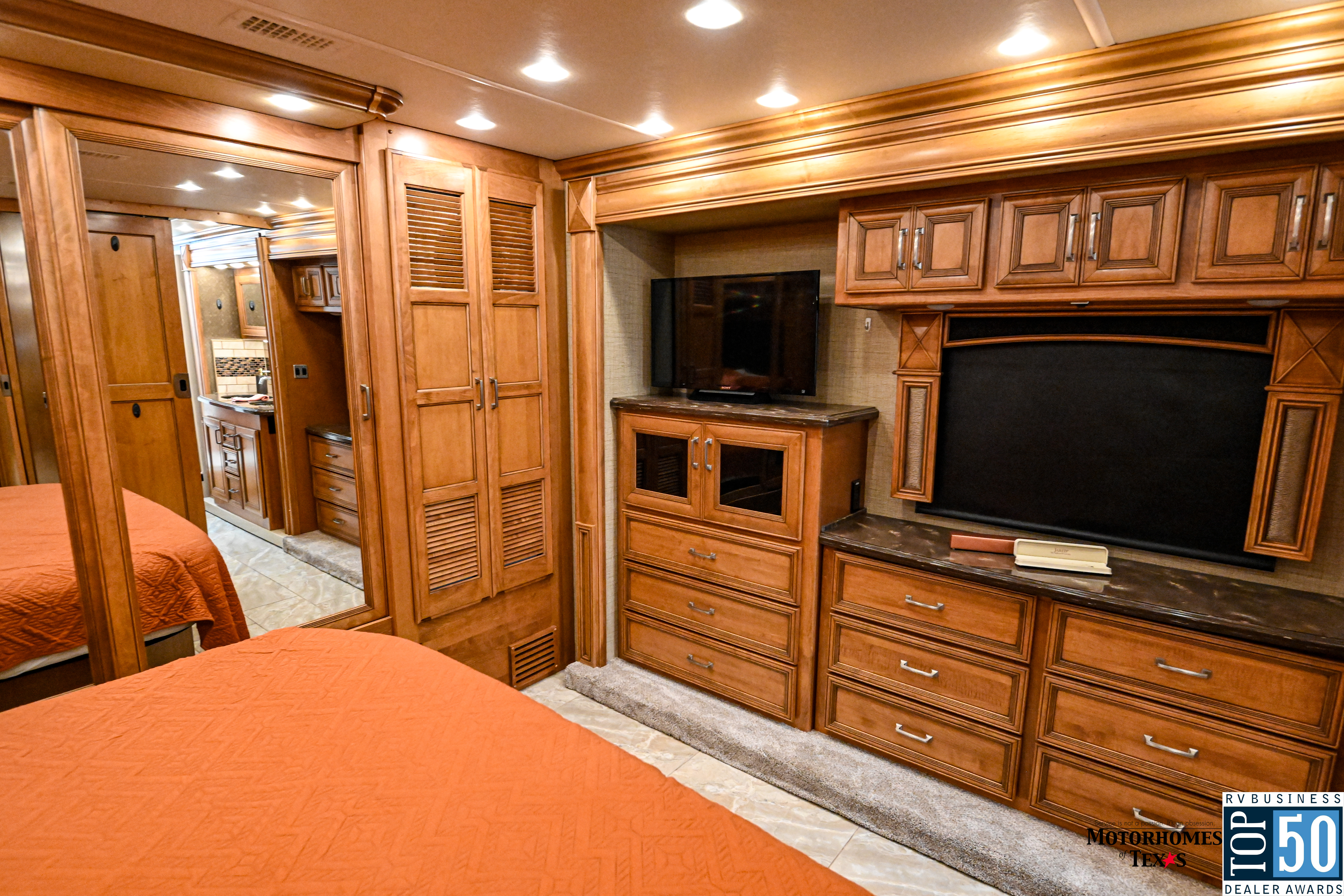 2015 American Revolution M39A - interior 16