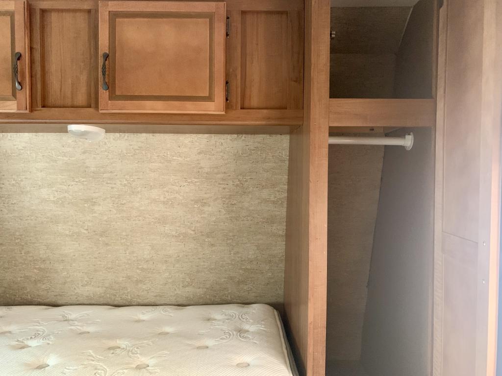 2015 Gulf Stream Kingsport 271DDS - Image 37