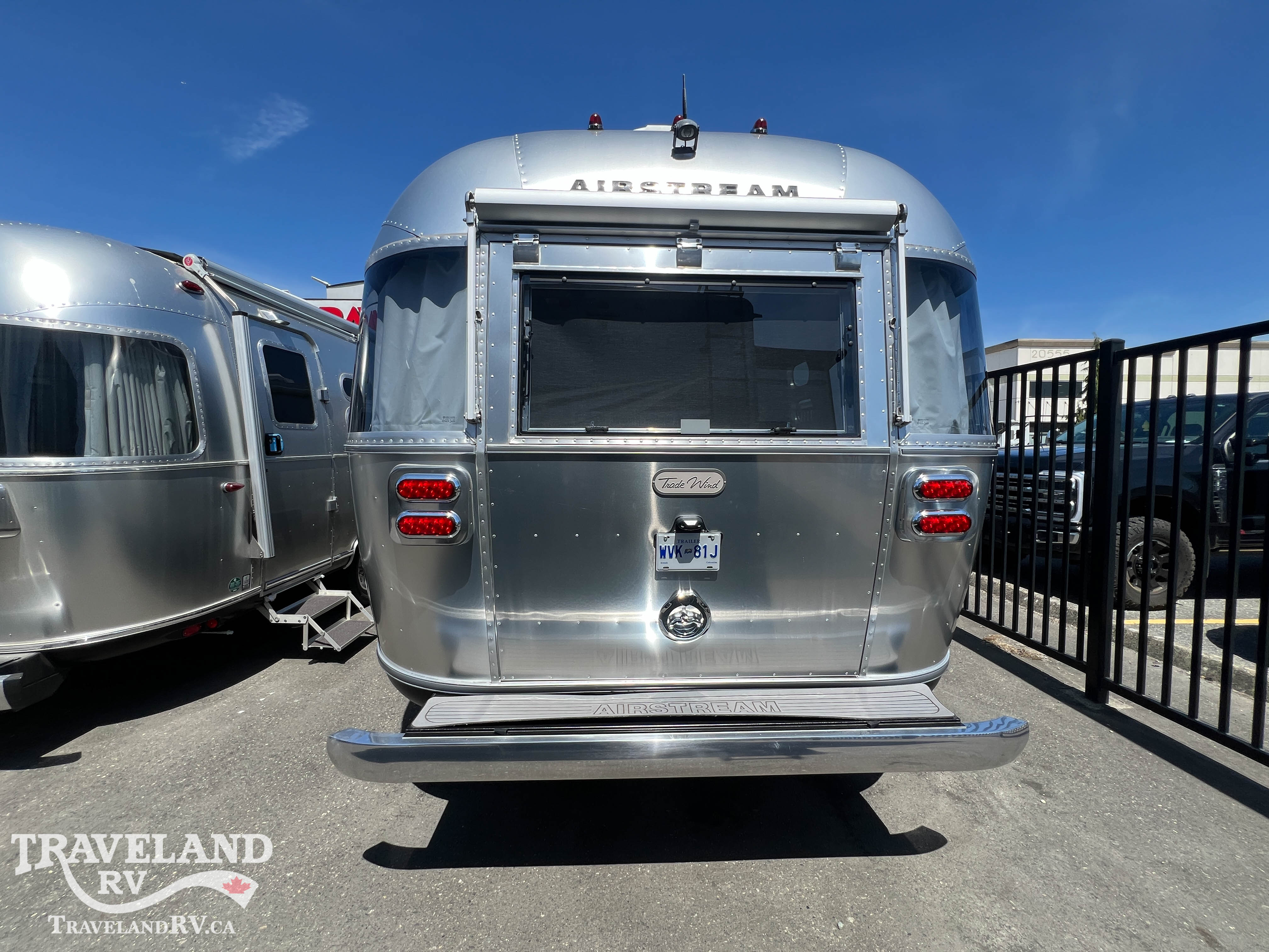 2025 Airstream Tradewind 25FBT - Image 7