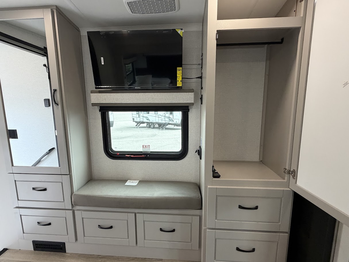 2026 JAYCO NORTH POINT 382FLRB - Image 59