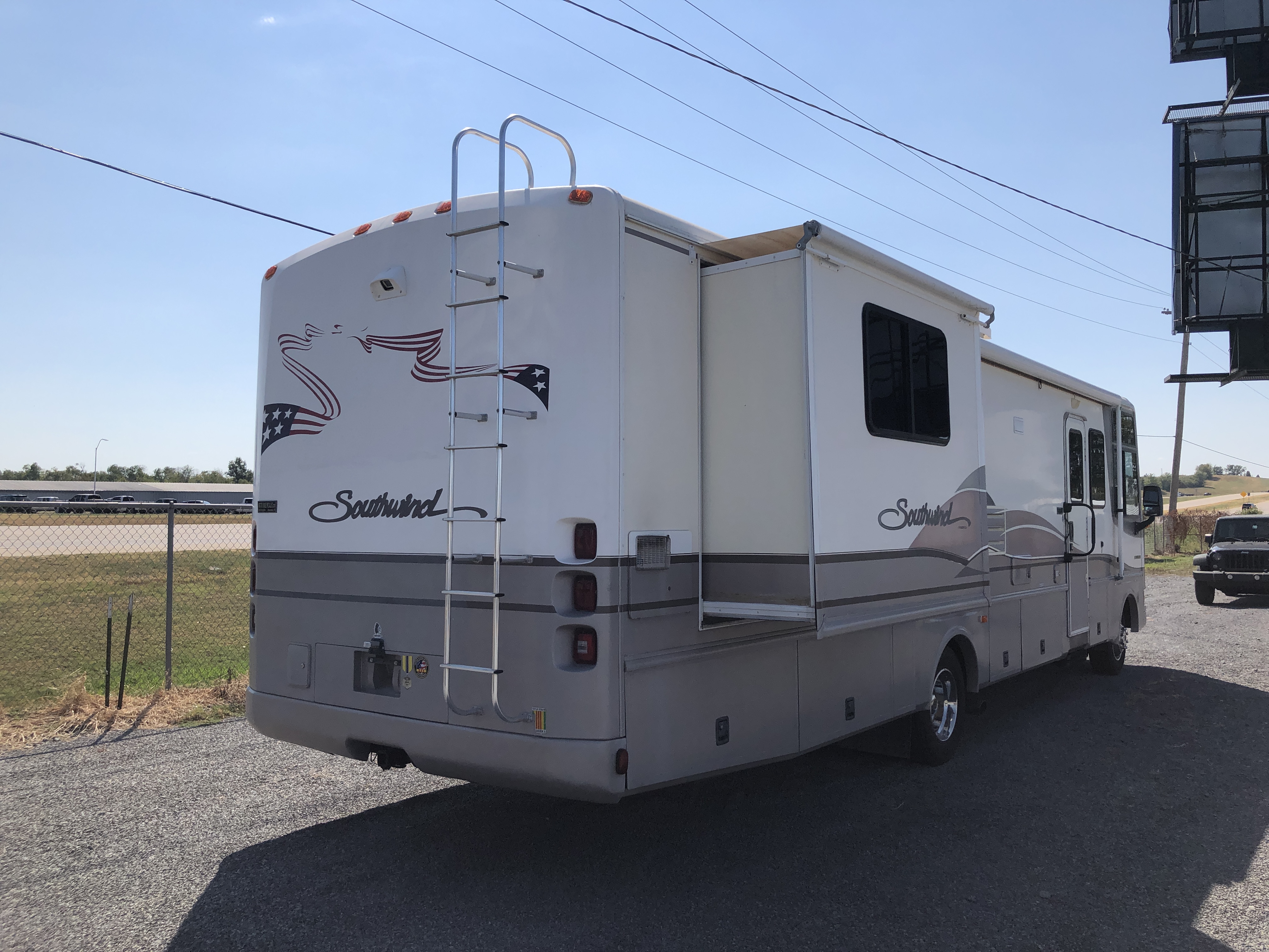 1999 FLEETWOOD SOUTHWIND 34N - Image 6