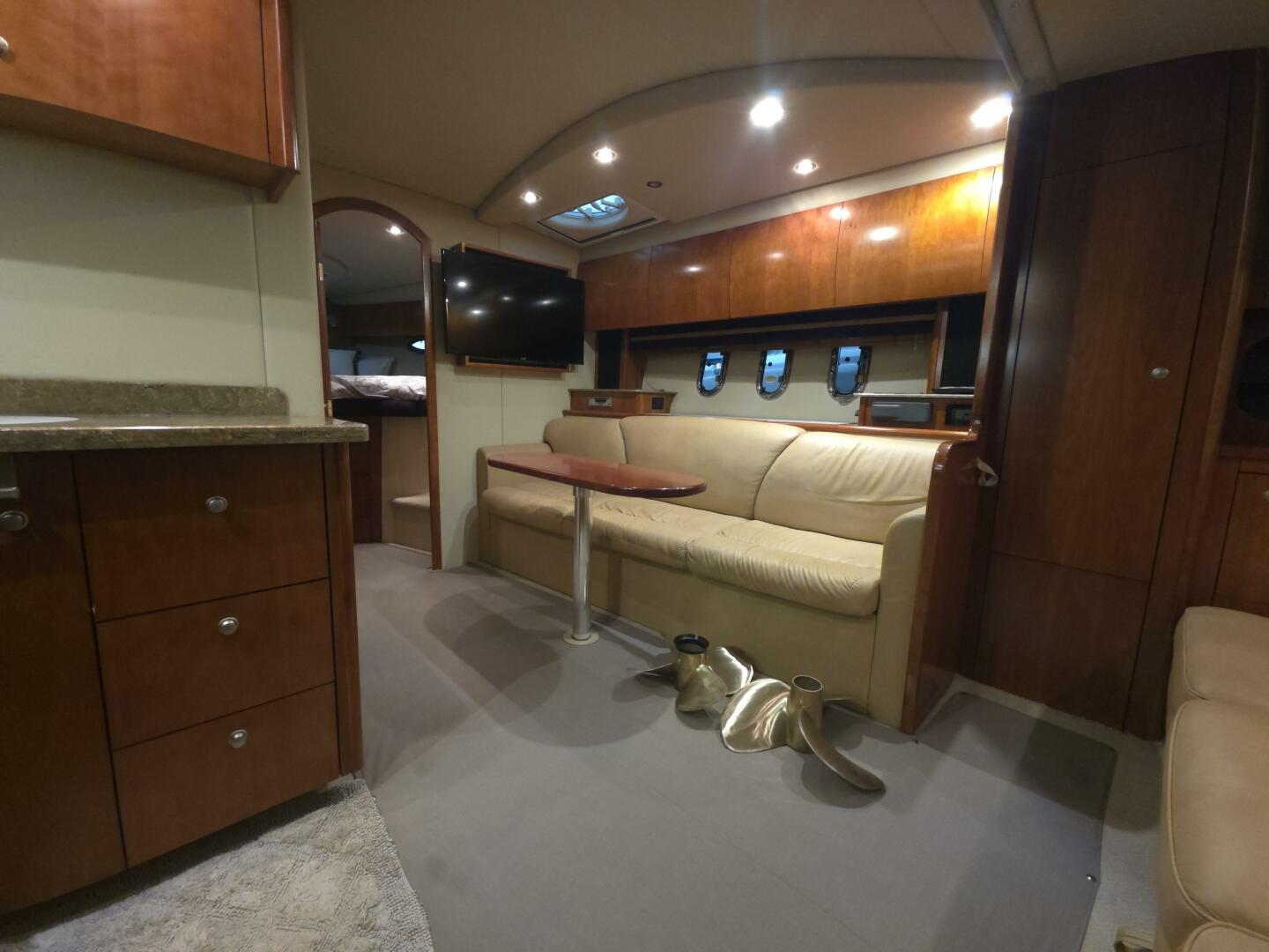2008 Cruisers Yachts - Image 12