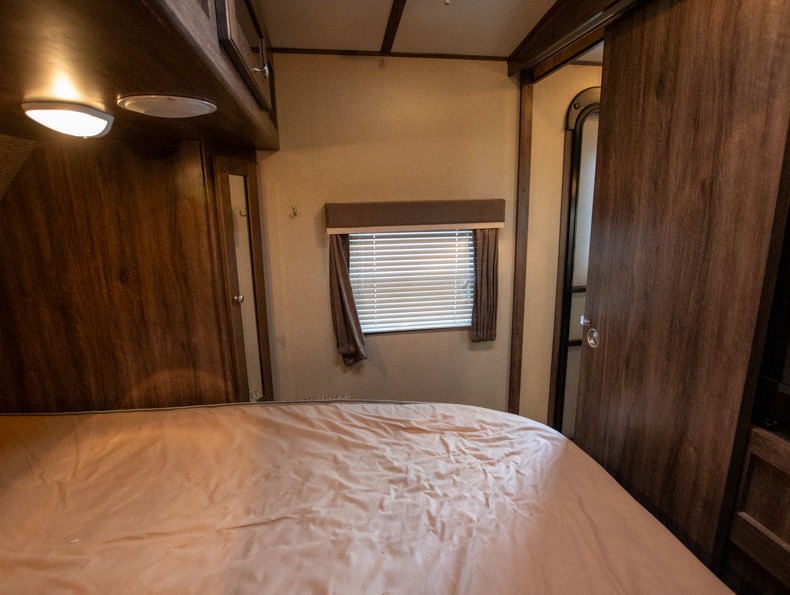 2016 Dutchmen RV Aerolite 242BHSL - Image 23