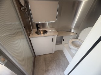 2022 AIRSTREAM CARAVEL 22FB - Image 21
