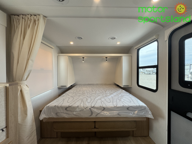 2026 Winnebago Micro Minnie 2108DS - Image 14