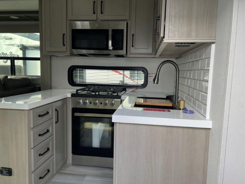 2026 Grand Design Momentum M-Class 414M - Image 3