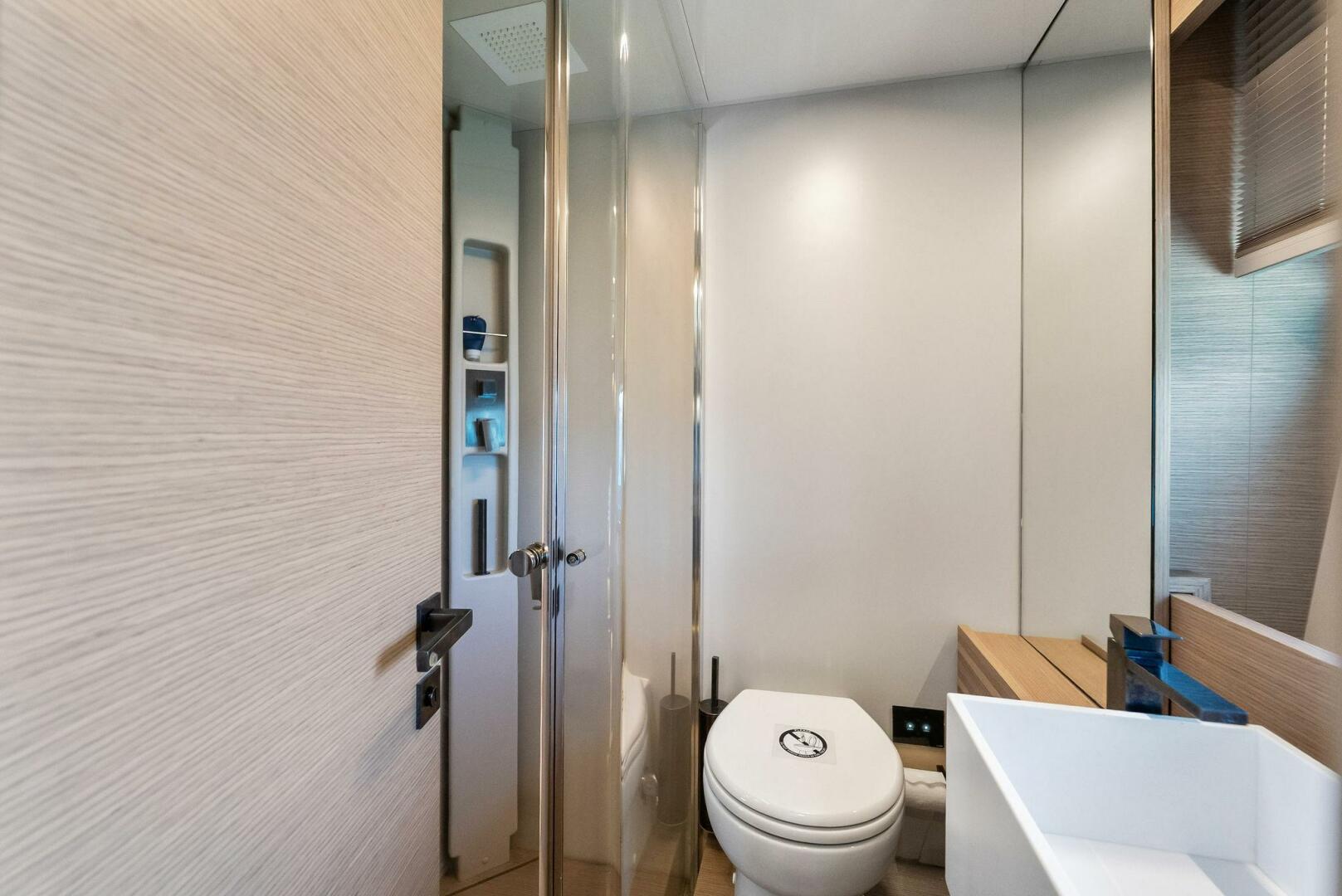2023 Ferretti Yachts 670 - Image 57