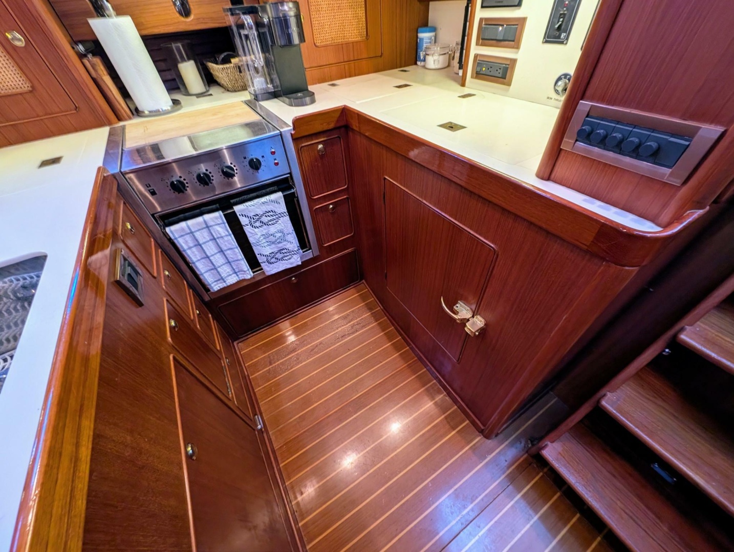 1998 Little Harbor Whisperjet 55 - Image 45