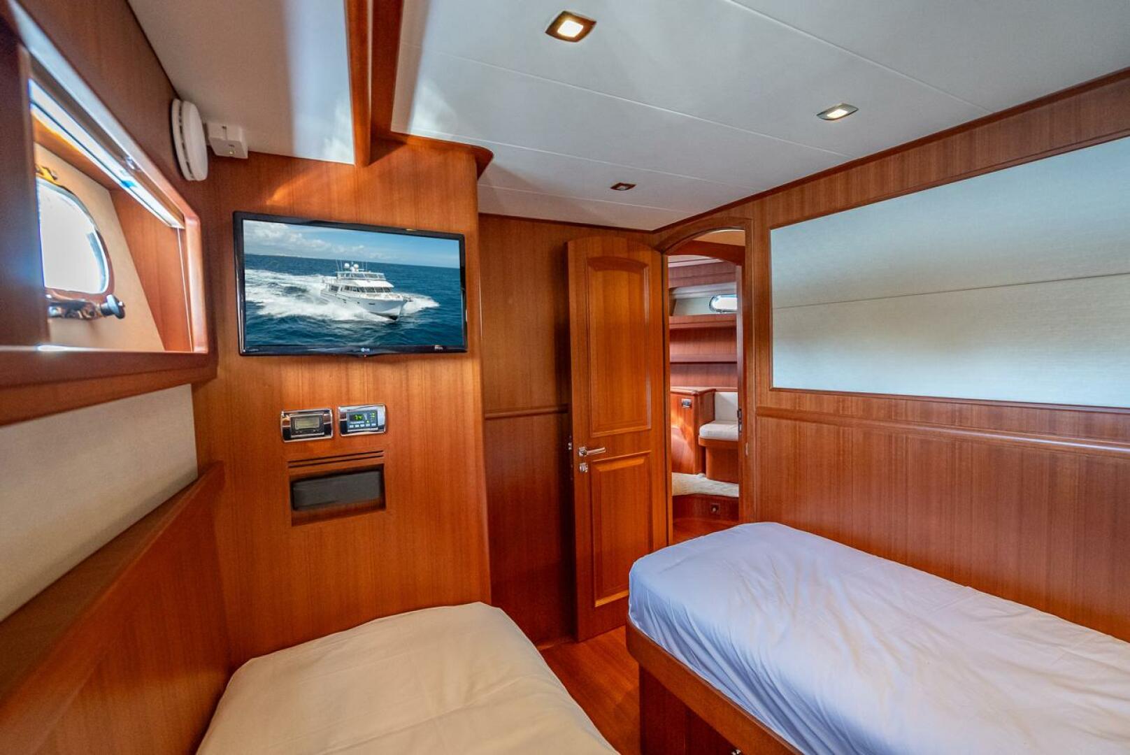2022 Hampton 658l Endurance - Image 36