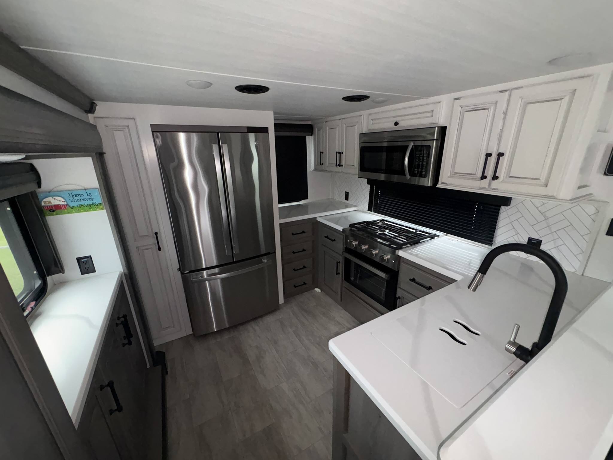 2023 KEYSTONE MONTANA 3901RK - Image 19