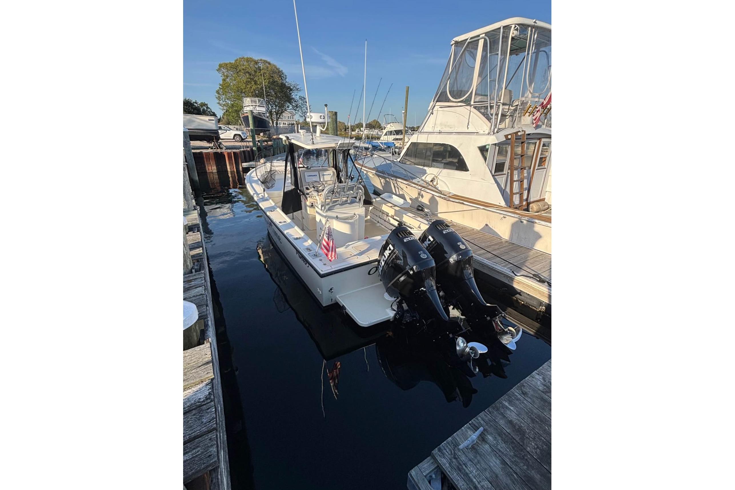 1999 Parker 2501 Center Console - Image 7