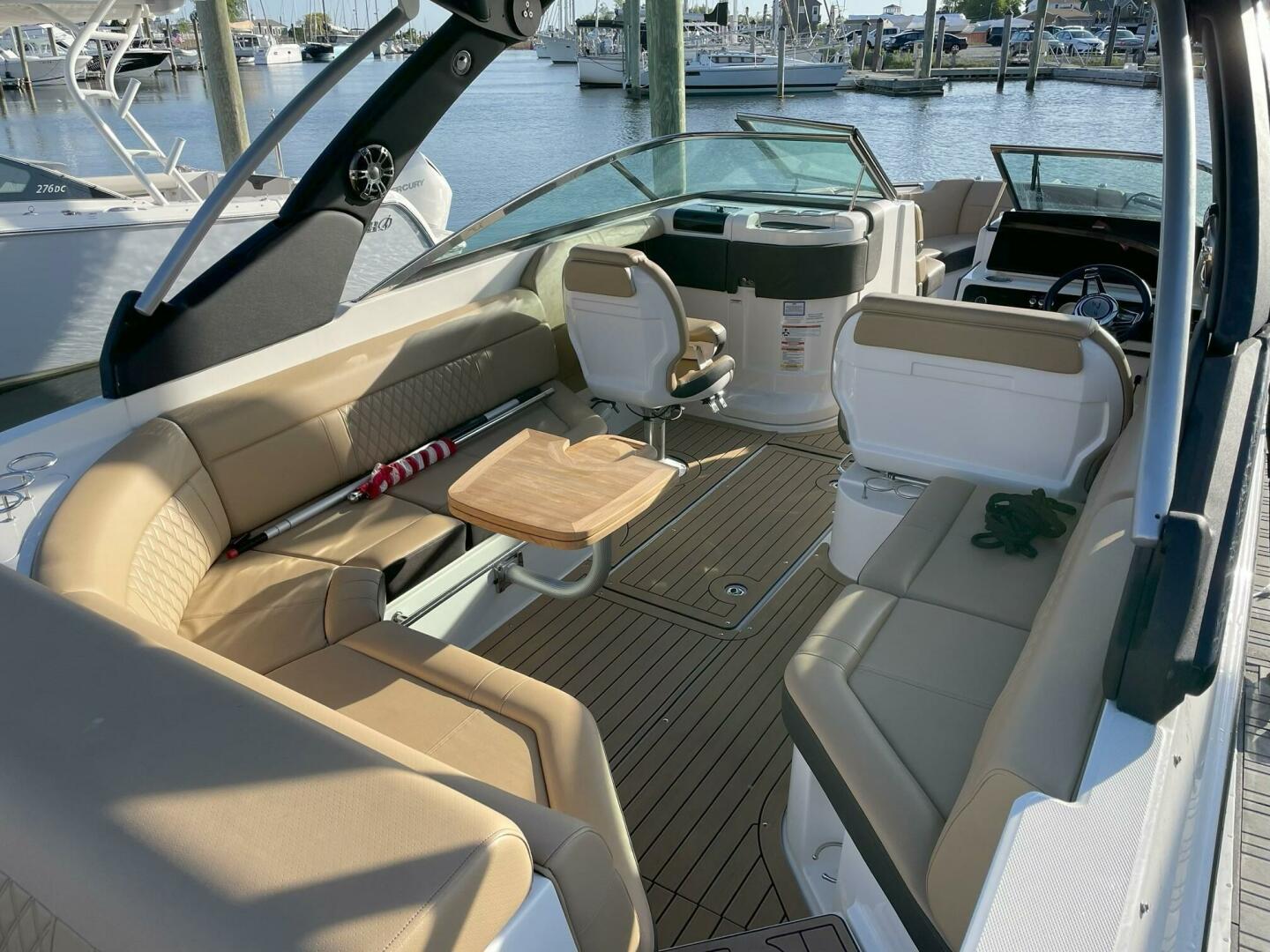 2021 Sea Ray 280SLX - Image 2