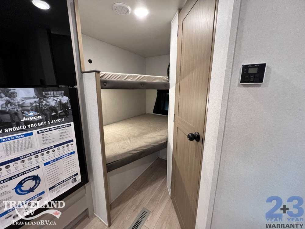 2027 Jayco Jay Flight SLX 245BHSW - Image 16