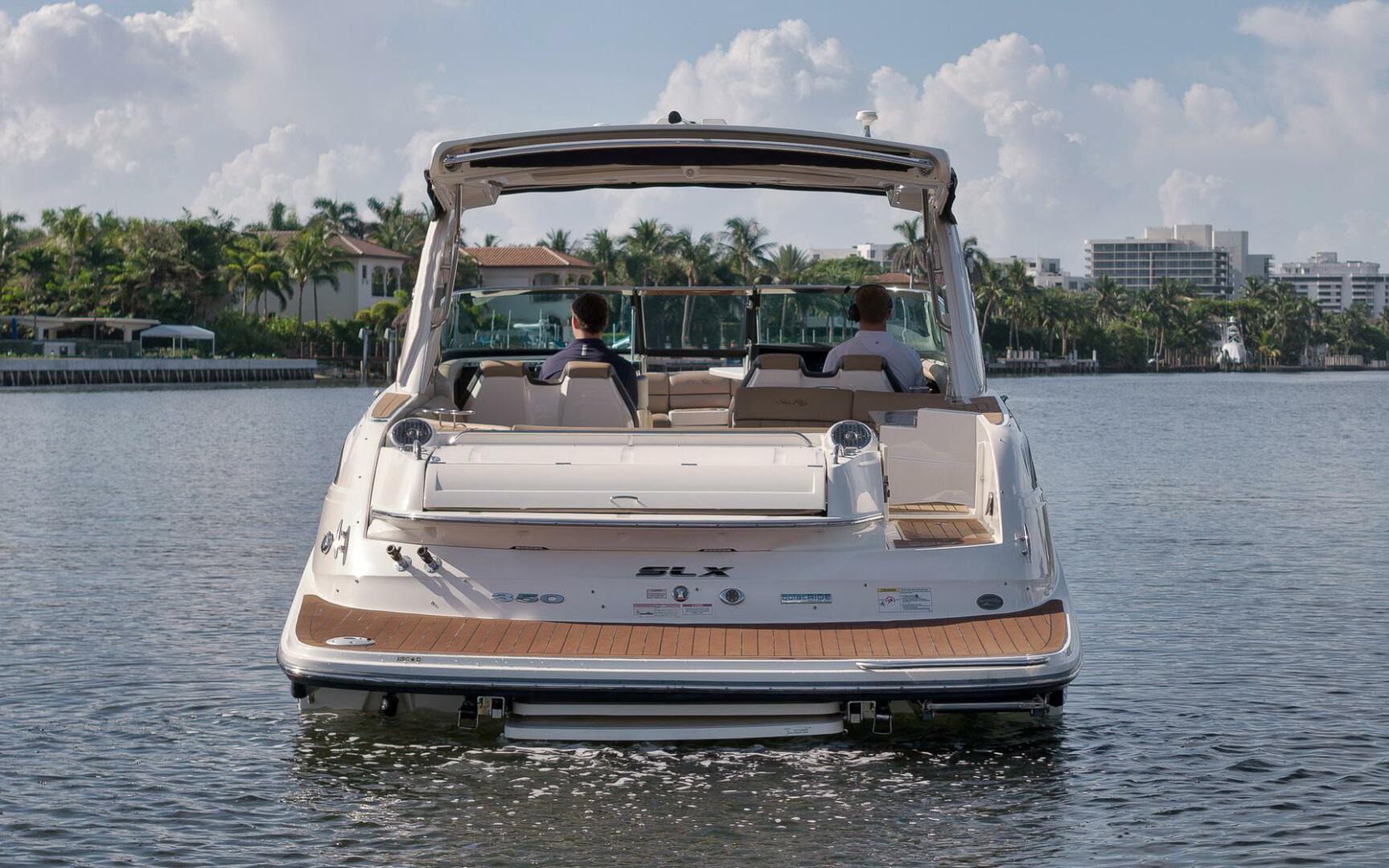 2016 Sea Ray 350 SLX - Image 40
