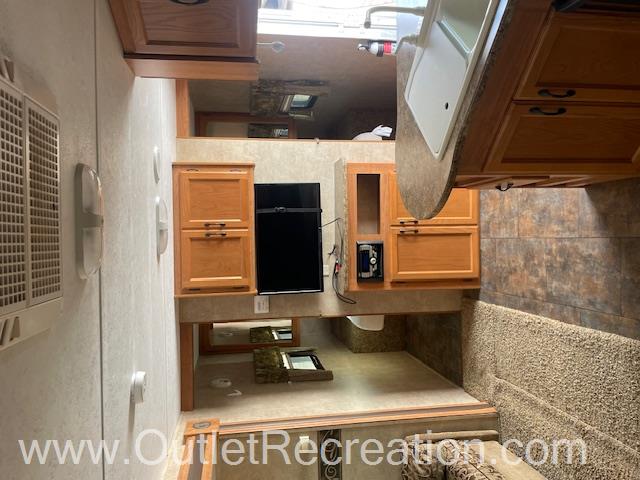 2011 Keystone Sprinter 26BH - Image 6