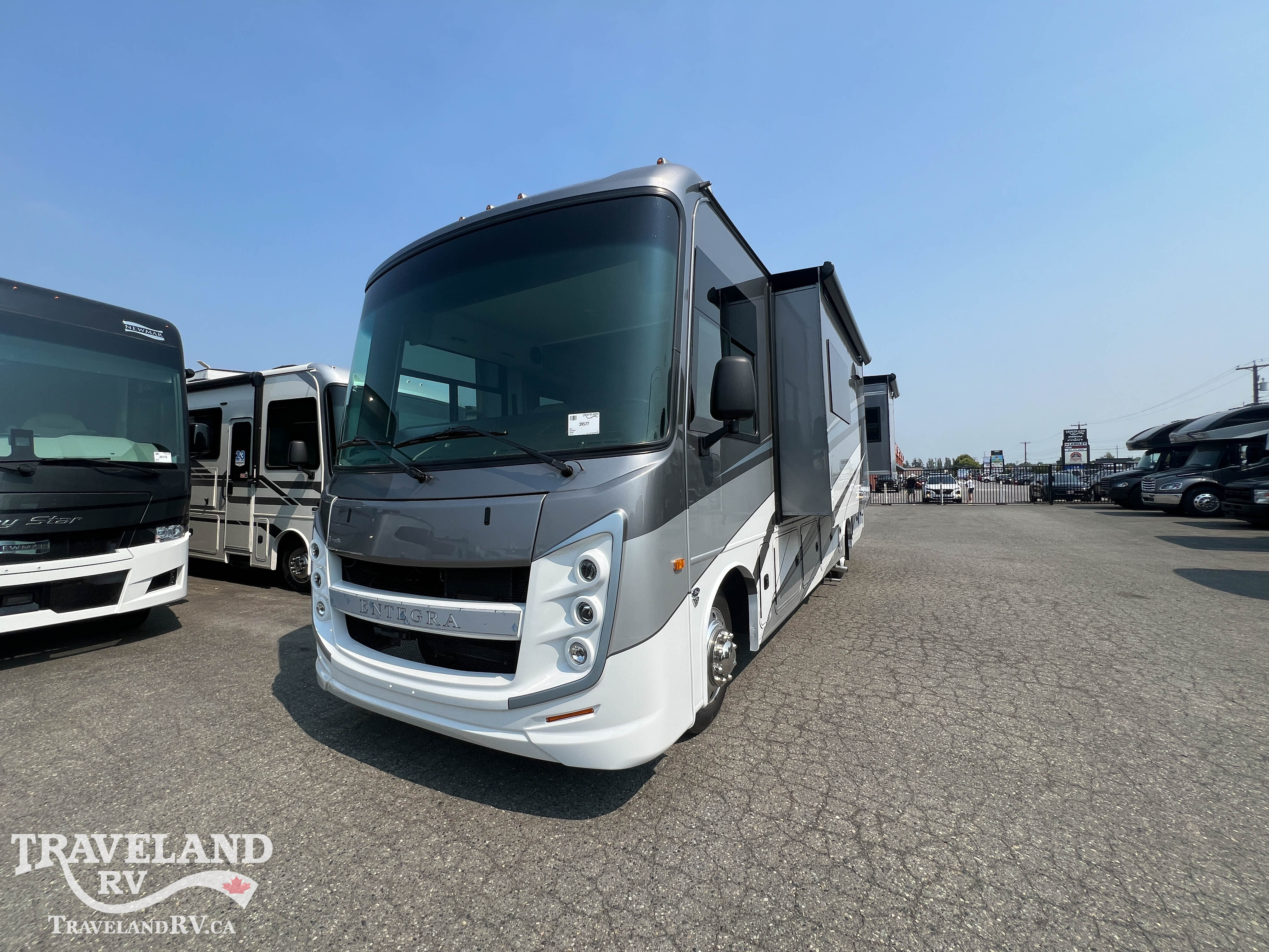 2027 Entegra Coach Vision XL 31UL - Image 3