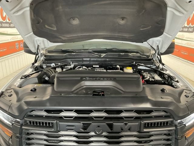 2025 Ram 3500 Tradesman 4x4 Crew Cab 8' Box - Image 12
