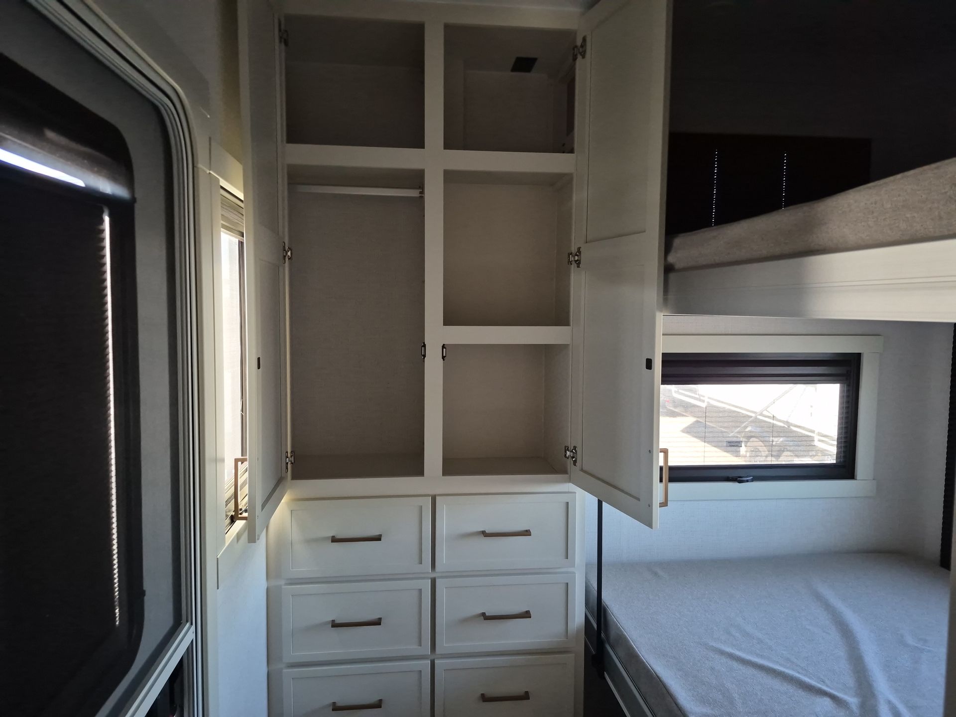 2027 Brinkley RV MODEL Z 3510 - Image 22
