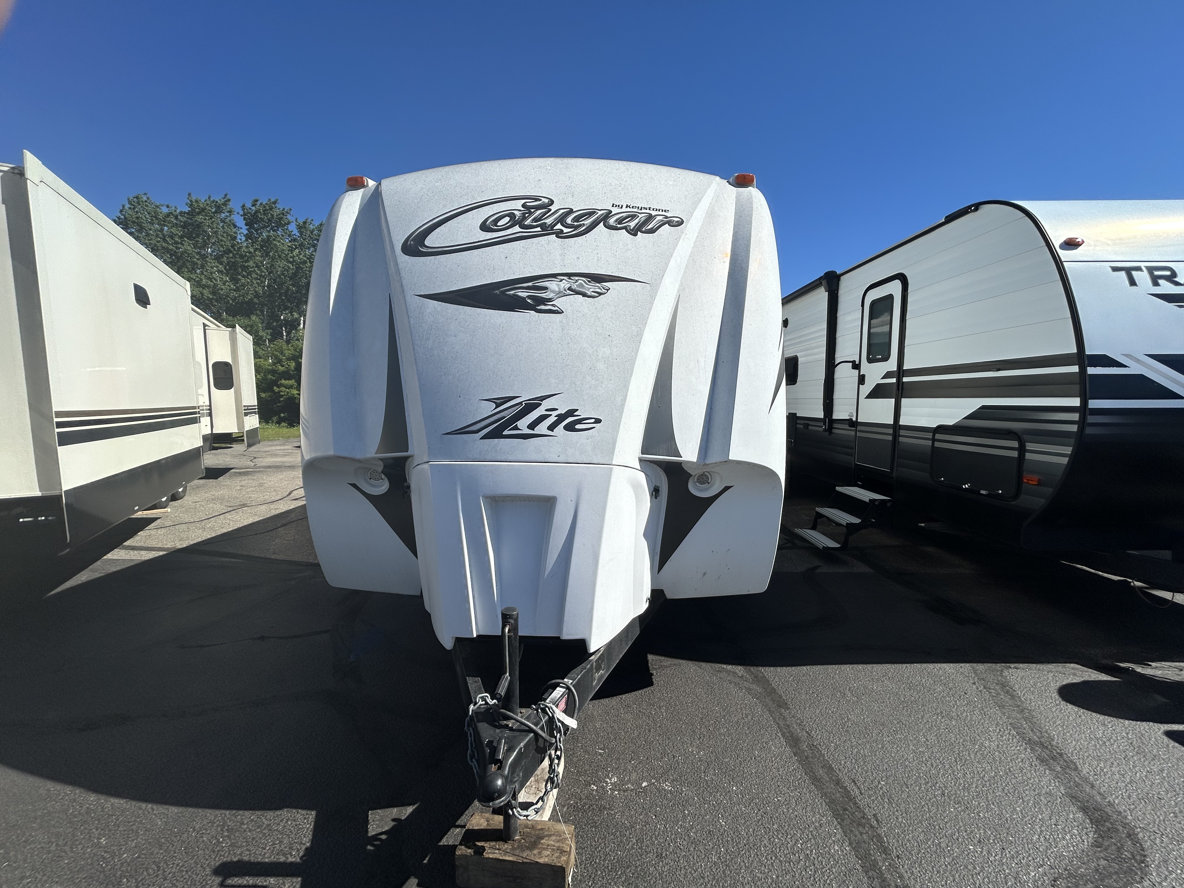 2012 Keystone Cougar XLite 31RKS - Image 3