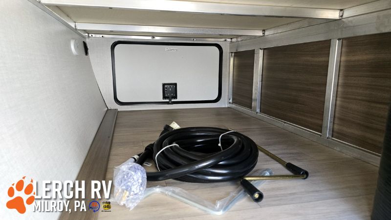2026 Forest River Vibe 2800RL - Image 6