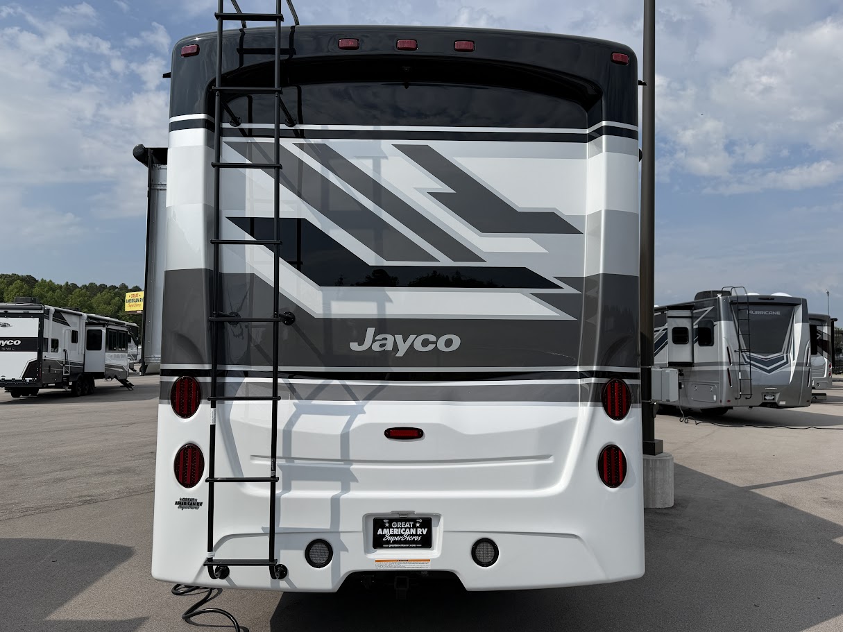 2027 JAYCO PRECEPT 36C - Image 9