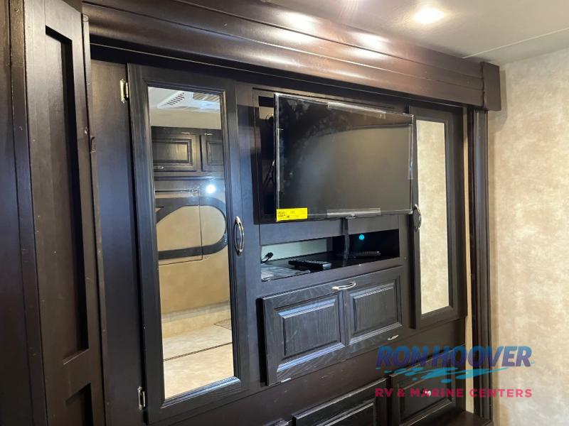2026 PALOMINO 283BHCE - Image 158