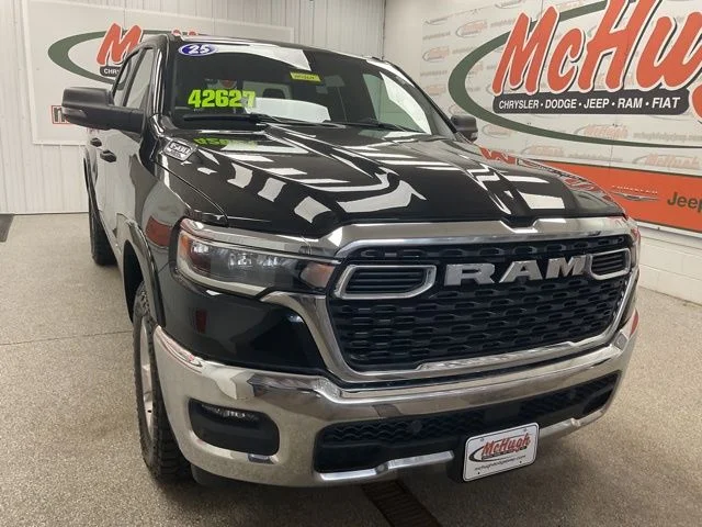 2025 Ram 1500 Big Horn 4x4 Crew Cab 5'7" Box - Image 3