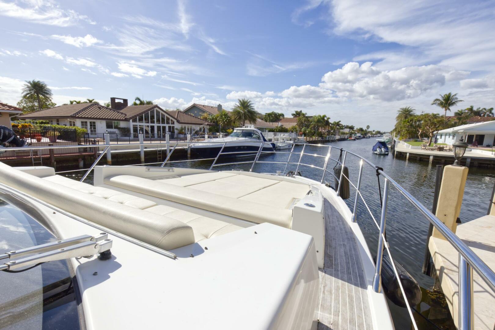2013 Azimut 55S - Image 11