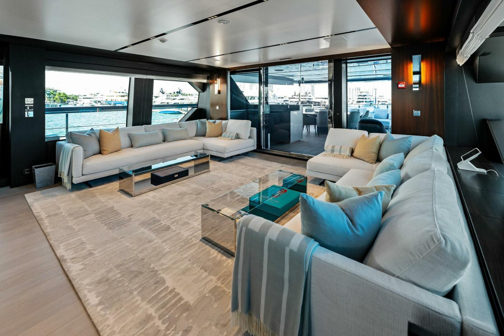 2025 Riva Bellissima - Image 39