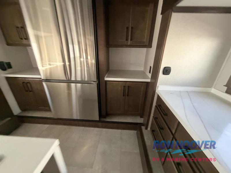 2025 FOREST RIVER 421FK - Image 126