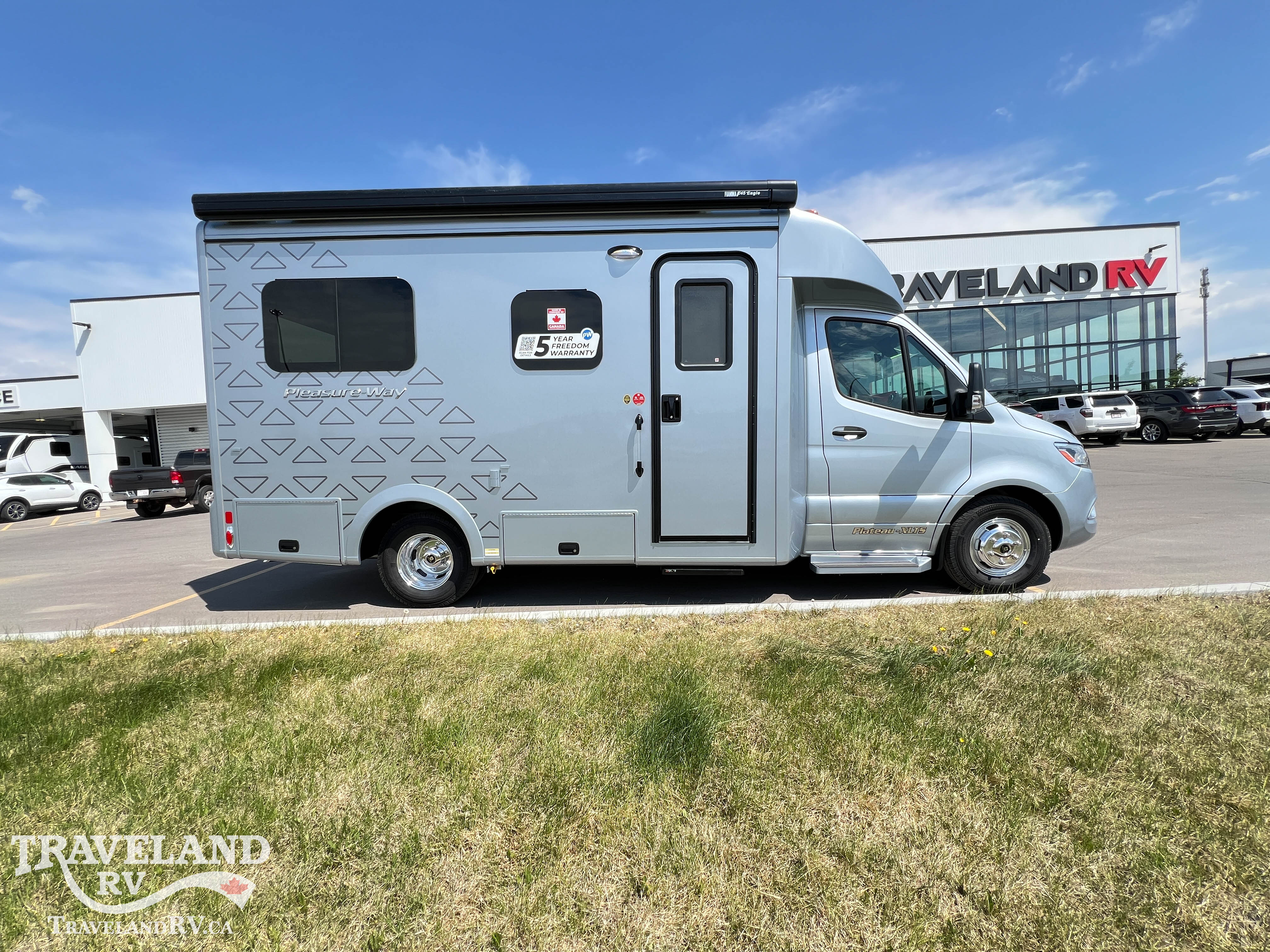 2026 PLEASURE-WAY PLATEAU XL-TS - Image 10