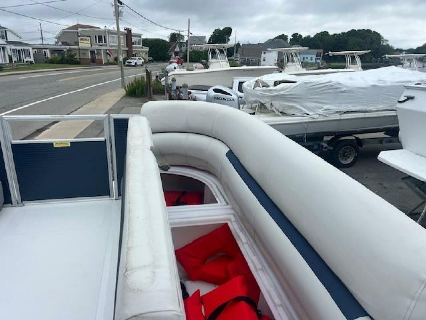 2021 Hurricane Fun DEck Base - Image 11