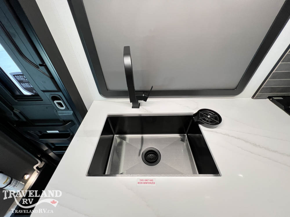 2027 Grand Design Lineage Series F 31ZW - Image 22