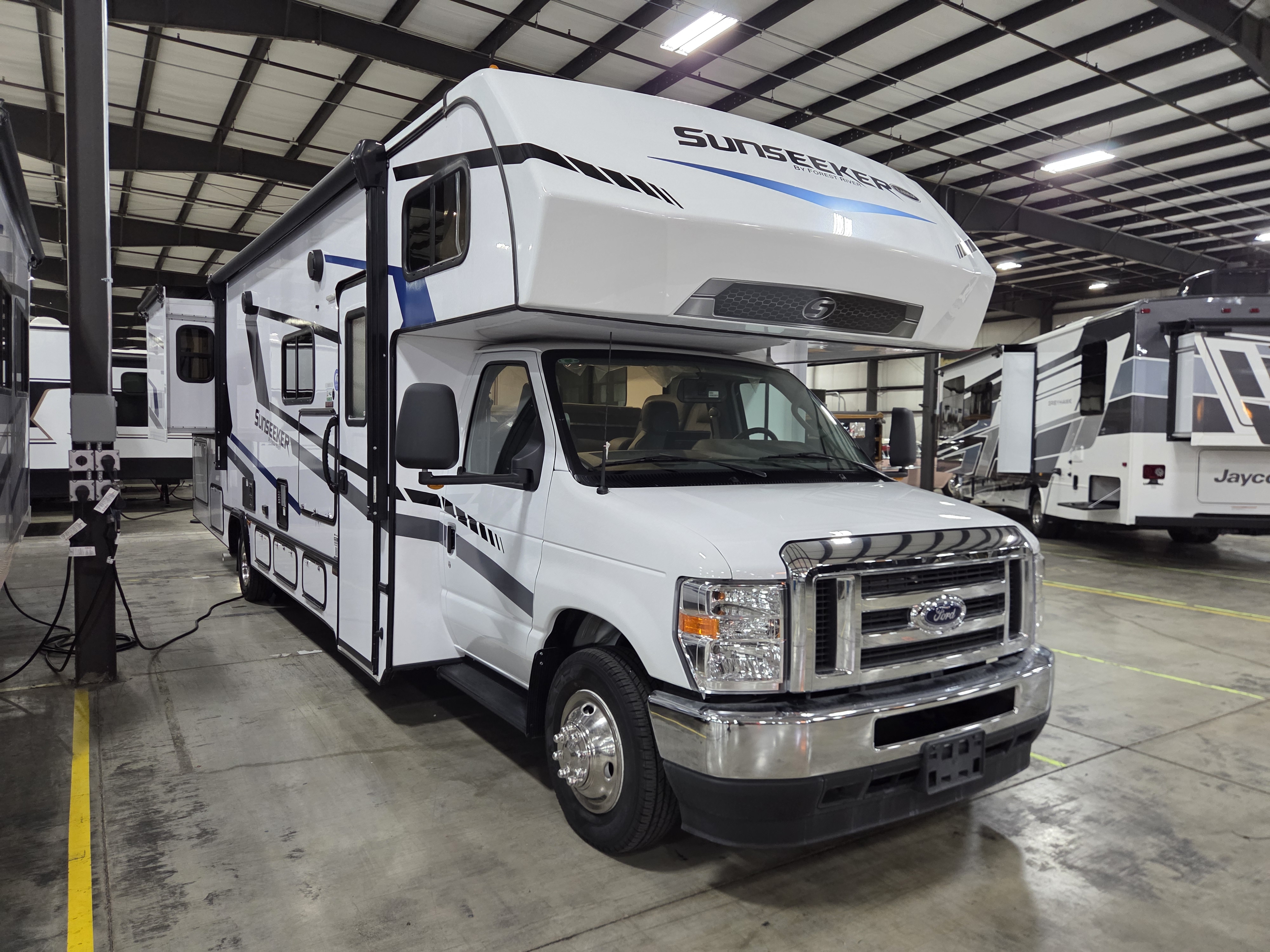 2024 Forest River Sunseeker 3010DS - Image 1