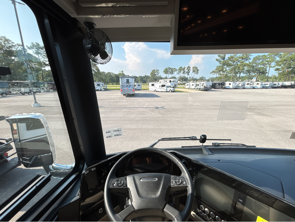 2026 TIFFIN ALLEGRO BUS 45 OPP - Image 35