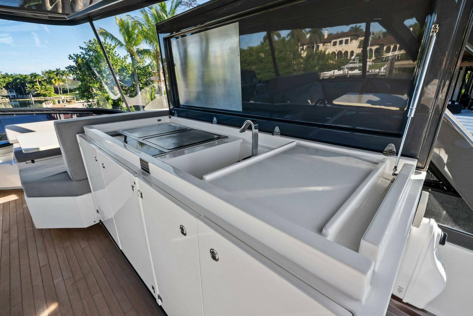 2019 Ferretti Yachts Ferretti Yachts Ferretti 780 Base - Image 17