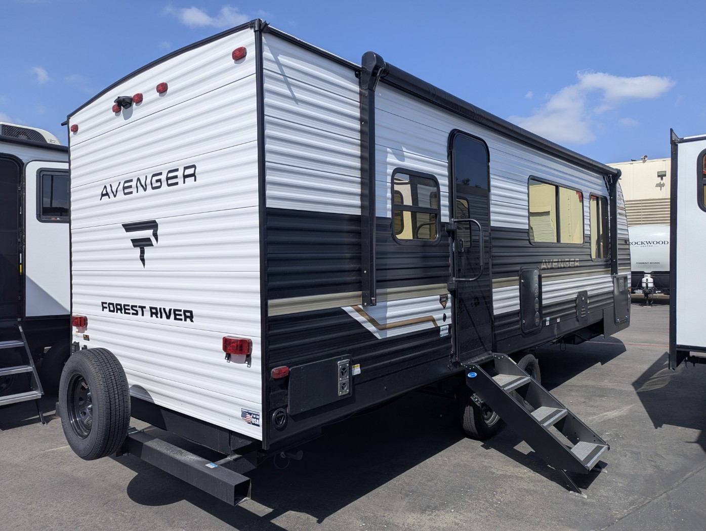 2026 Prime Time Avenger 25MKO - Image 5