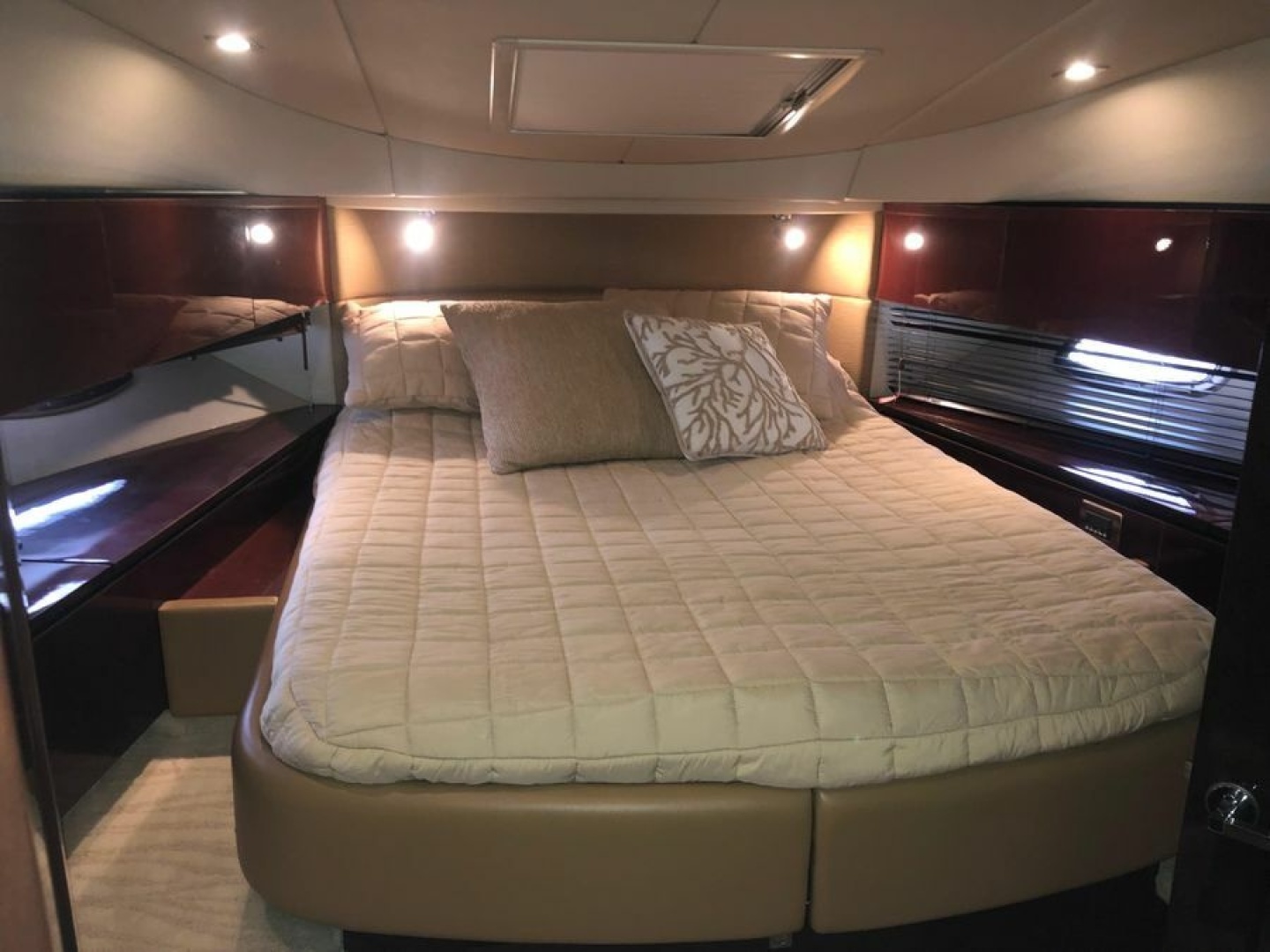 2008 Sea Ray - Image 11