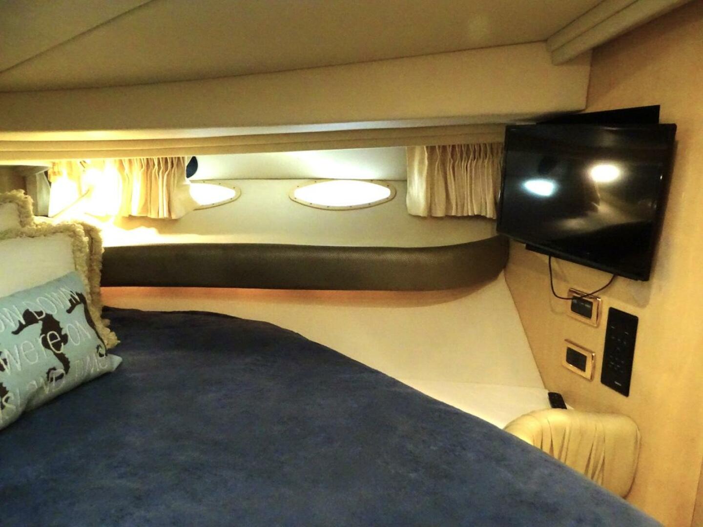 2001 Sea Ray 410 Sundancer - Image 18