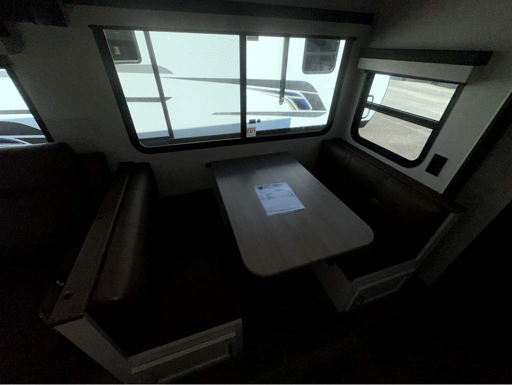 2026 VENTURE RV SPORTTREK 251VRK - Image 19